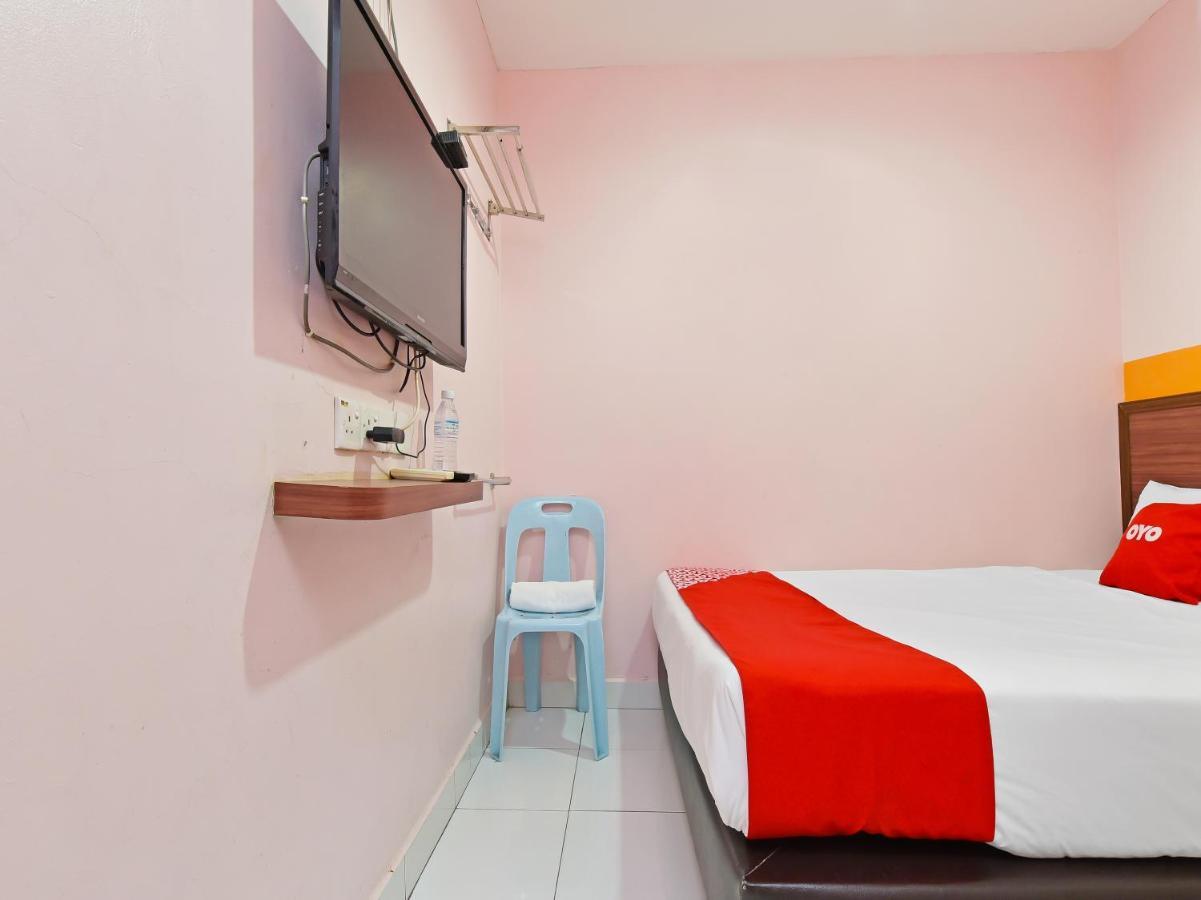 Oyo 575 Hotel Dns Ipoh Bagian luar foto