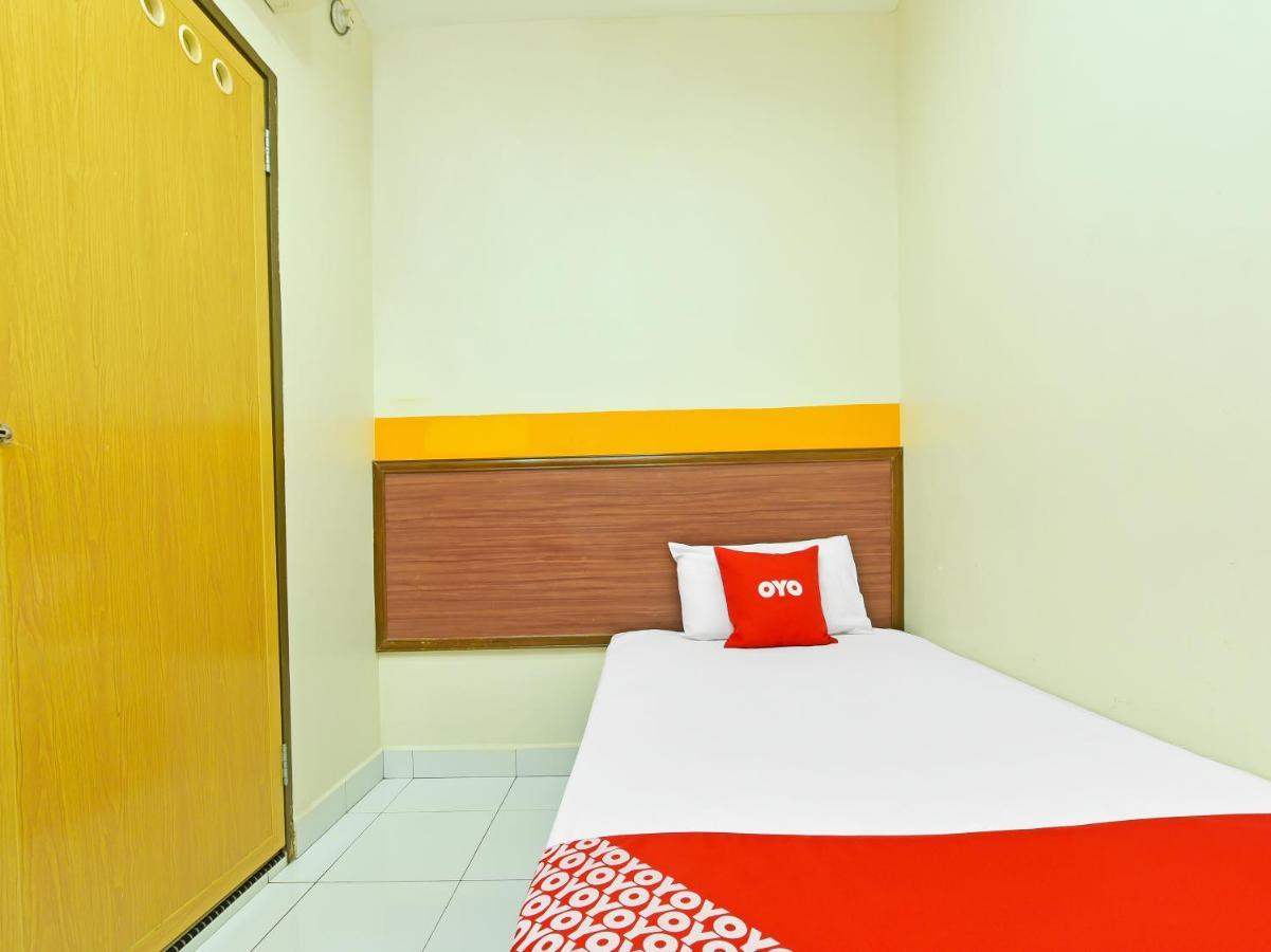 Oyo 575 Hotel Dns Ipoh Bagian luar foto