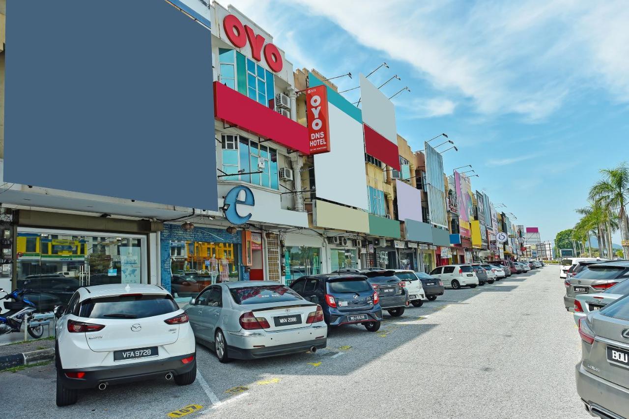 Oyo 575 Hotel Dns Ipoh Bagian luar foto