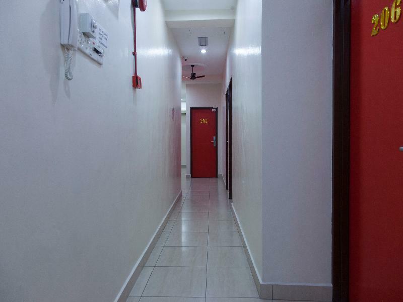 Oyo 575 Hotel Dns Ipoh Bagian luar foto